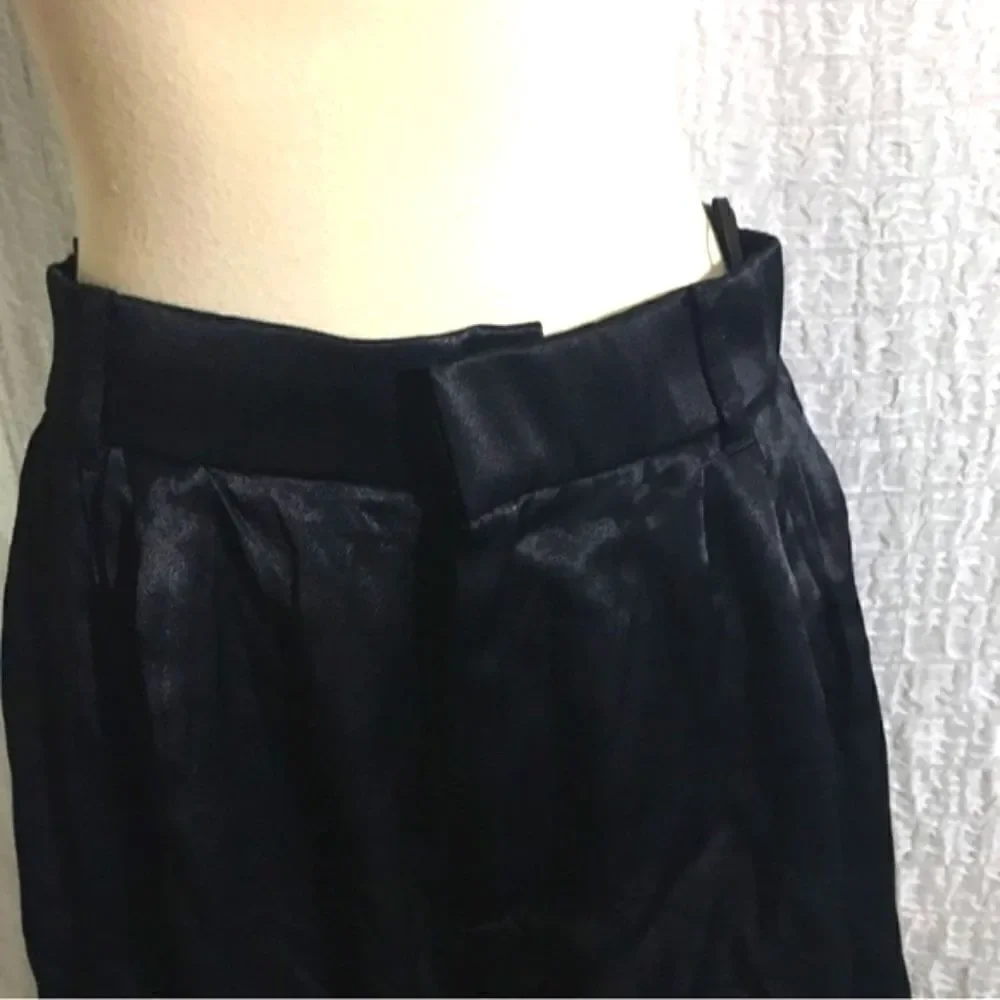 ZARA NWT 100% Viscose Shorts Size Large